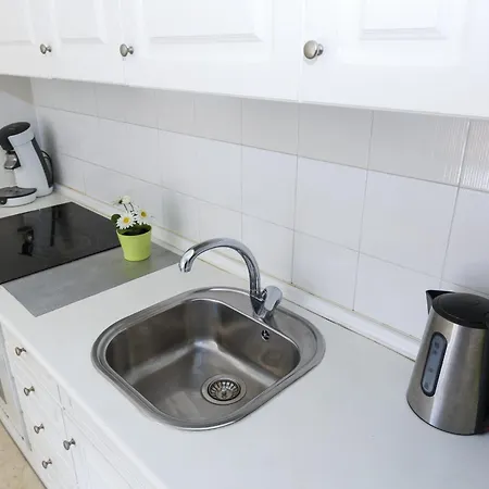 Apartment Aquamarina D Homestay By Turismar