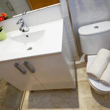 Apartment Aquamarina D Homestay By Turismar *